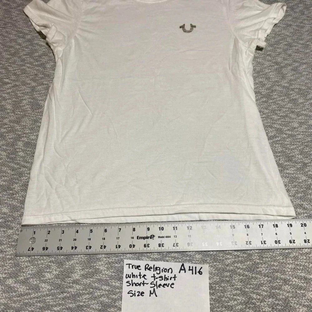 True Religion white t-shirt short sleeves Size M. SKU-A416 #denim